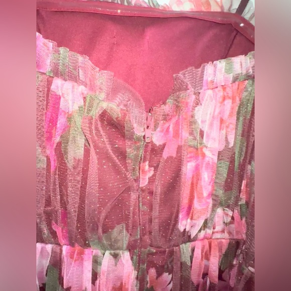 Floral Print Tiered Sparkle Mini Dress - Strapless - Size 7 - Picture 7 of 8
